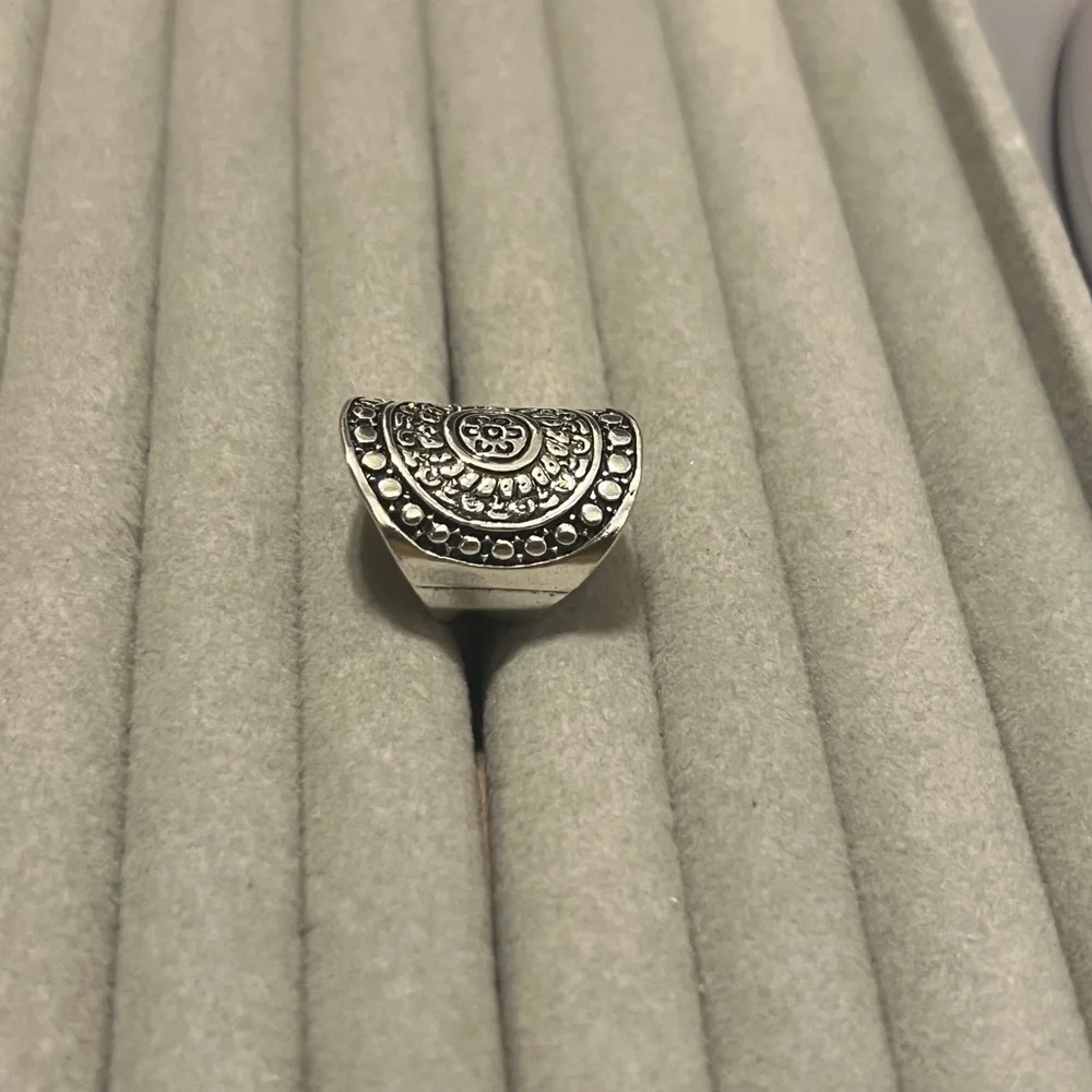 Mom ring - Picture 7 of 12